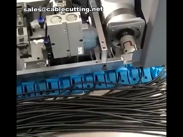 USB-kabel strippen en twisten machine | Draadboom strip & twist voor medische toepassingen