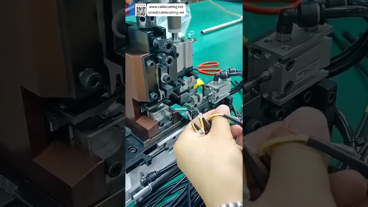 Draadstrippen & Flag Terminal Crimpmachine – Hoge Precisie Geautomatiseerde Kabelverwerking