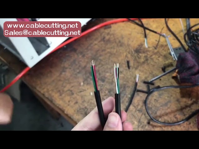 Volledig automatische kabelstrip- en snijmachine voor binnen- en buitenmantel