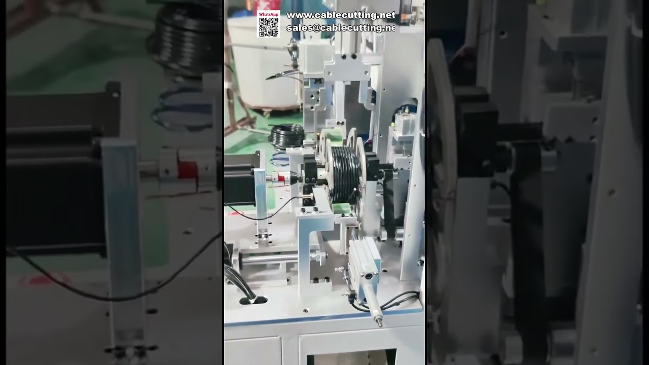 Volledig automatische machine voor tellen, snijden, wikkelen en binden van draad