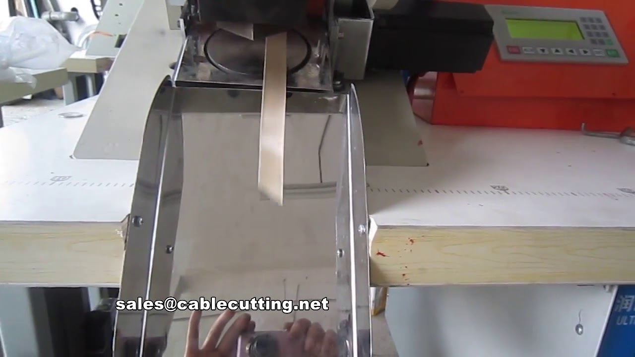 Ultrasone snijmachine voor satijn- en polyesterlinten: precieze 45° afschuining