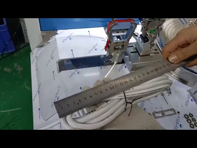 Automatische draadwikkel- en bindmachine