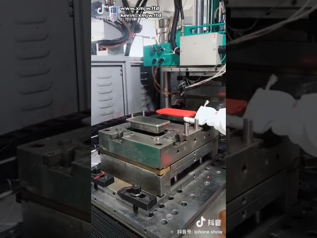 Verticale injectiemachine voor BMC Bakeliet en vloeibare siliconenrubber (LSR) | Hoge productie
