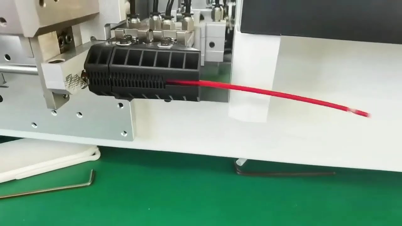 121 Volledig Automatische Draadnummeringsmachine - Multifunctioneel & Compleet