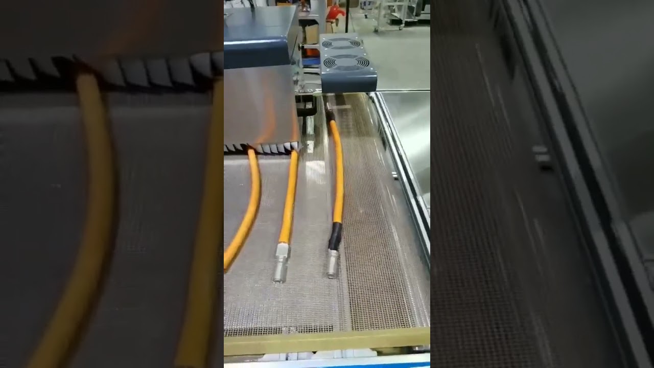 Infrarood krimpkousmachine voor kabelbomen - Precisie lokaal krimpen met automatisering