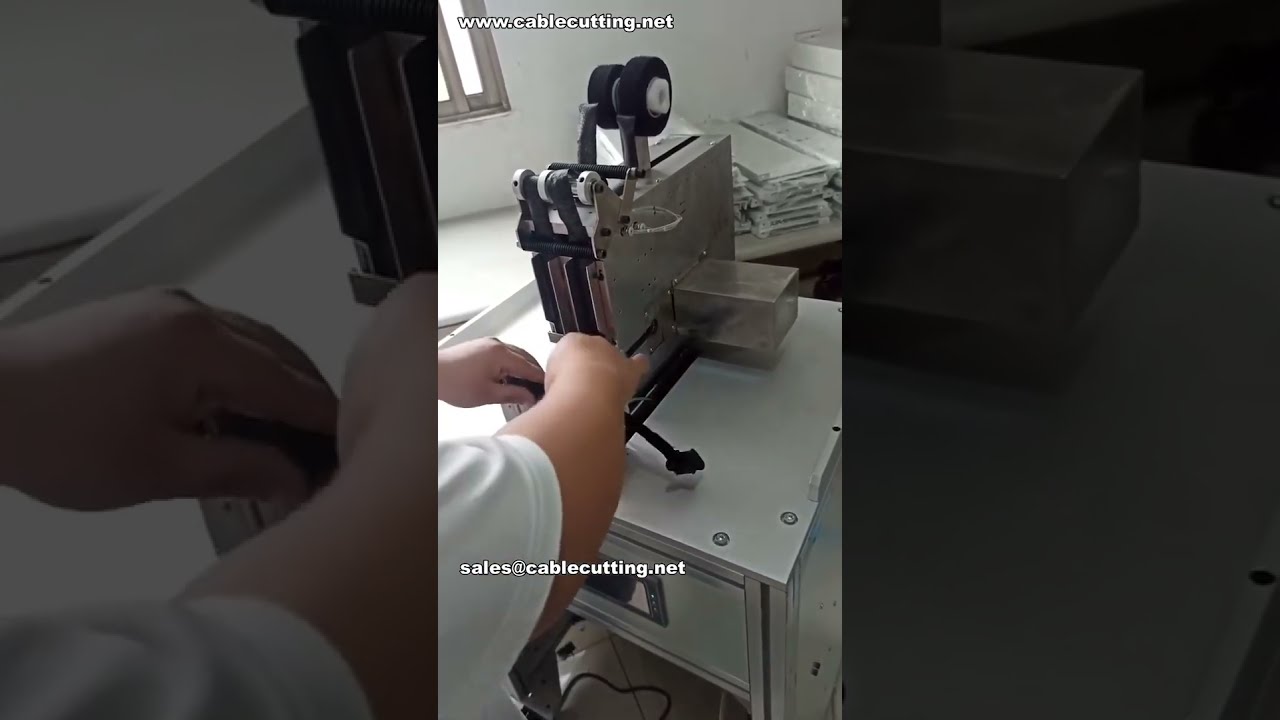 Dubbele tapegespen op platte kabels – Automatisering voor professionele fabrikanten