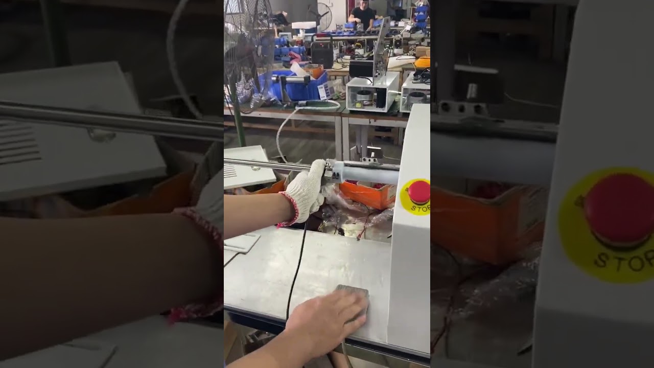 Efficiënt draadvoorraadbeheer en kabelstripmachines voor de industrie #machine #kabelstripmachine #fabriek #automobiel